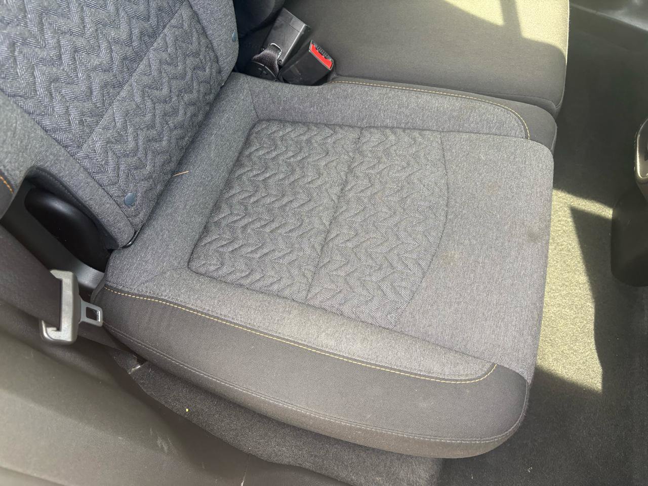 Used 2024 Chevrolet Equinox LT FWD image 46