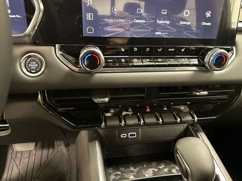 New 2026 GMC Canyon Elevation w/ Convenience Package image 17