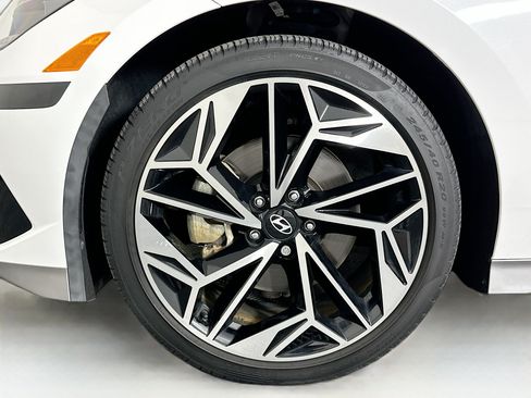 Used 2024 Hyundai Ioniq 6 SEL AWD/4WD image 11