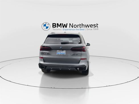 New 2026 BMW X5 xDrive40i w/ M Sport Package AWD/4WD image 2