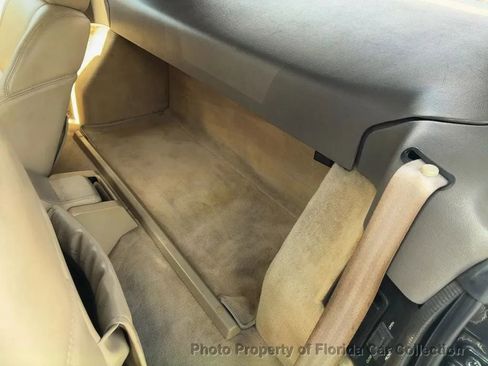 Used 1993 Cadillac Allante image 10