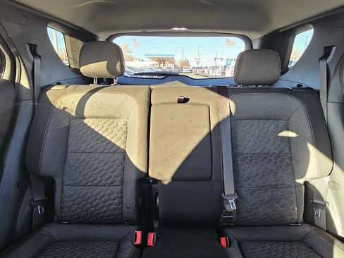 Used 2018 Chevrolet Equinox LT image 11