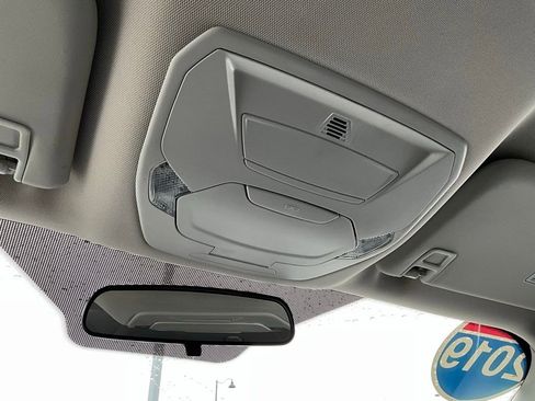 Used 2019 Ford Escape SEL image 17