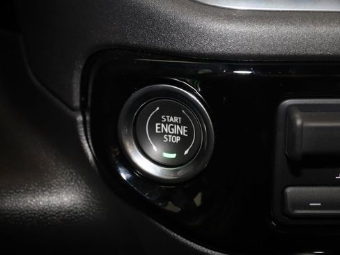 Used 2024 Chevrolet Silverado 1500 LT Trail Boss image 27