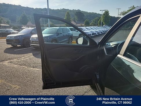 Used 2024 Nissan Rogue S AWD/4WD image 37