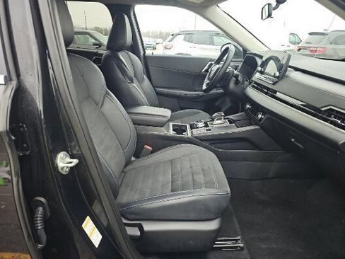 Used 2024 Mitsubishi Outlander SE image 10