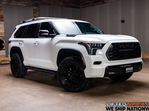 Used 2025 Toyota Sequoia TRD Pro AWD/4WD image 1