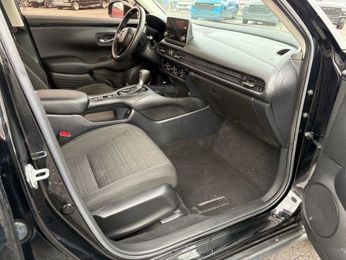 Used 2024 Honda HR-V LX image 10