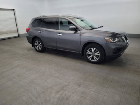 Used 2019 Nissan Pathfinder S AWD/4WD image 11