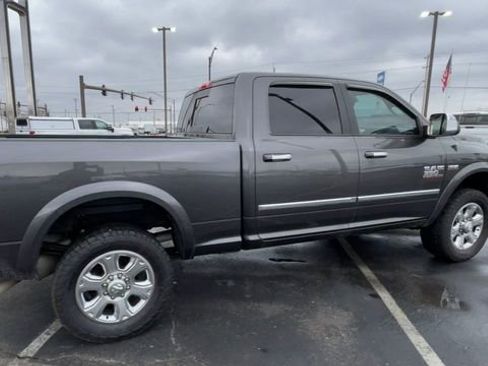 Used 2018 RAM 3500 Laramie image 2