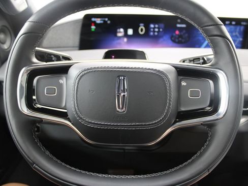 New 2025 Lincoln Navigator Reserve w/ Jet Appearance Package image 39