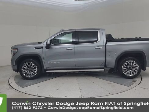 Used 2024 GMC Sierra 1500 Denali Ultimate AWD/4WD image 9