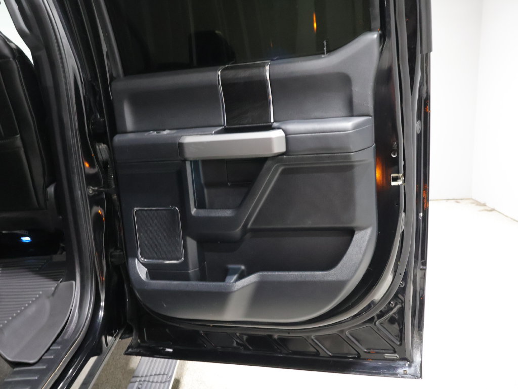Used 2018 Ford F350 Platinum w/ Platinum Ultimate Package AWD/4WD image 20
