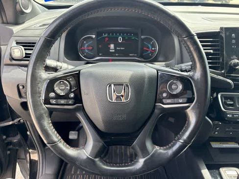 Used 2020 Honda Pilot Black Edition image 14