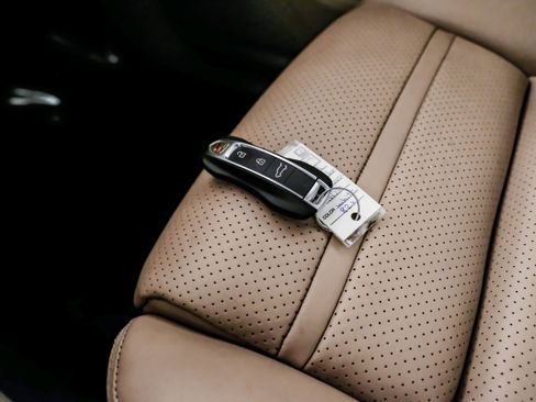 Used 2019 Porsche Cayenne AWD/4WD image 61