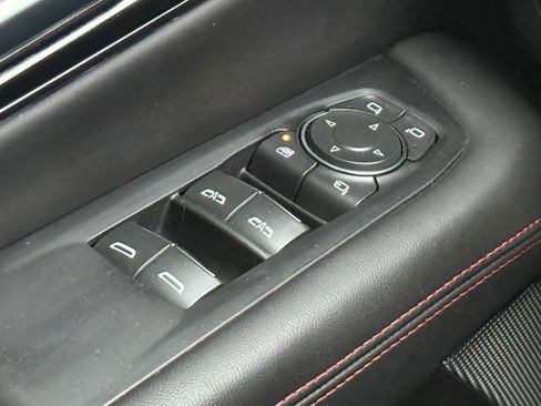 Used 2025 GMC Yukon XL AT4 Ultimate w/ LPO, Floor Liner Package AWD/4WD image 40