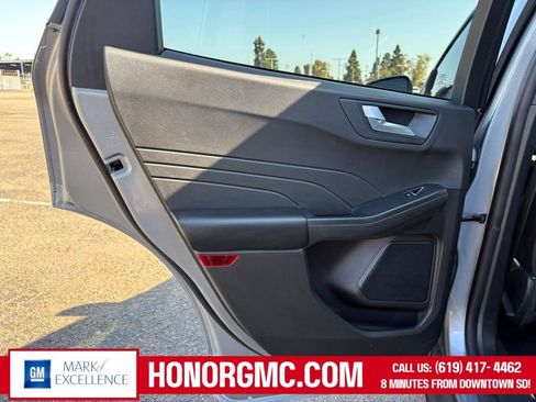 Used 2024 Ford Escape ST-Line FWD image 18