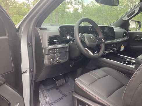 New 2026 Chevrolet Suburban RST w/ Comfort Package RWD image 11