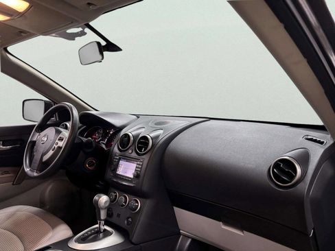 Used 2011 Nissan Rogue SV w/ Premium Pkg image 20