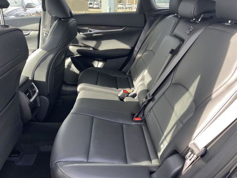 New 2025 INFINITI QX50 Luxe image 12