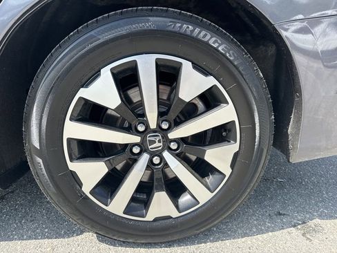 Used 2025 Honda Odyssey EX-L image 30