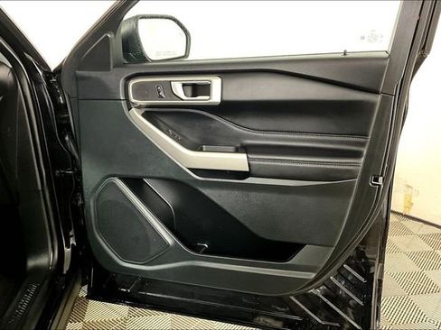 Used 2023 Ford Explorer XLT w/ Equipment Group 202A image 24