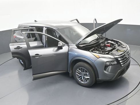 Used 2025 Nissan Rogue S FWD image 62