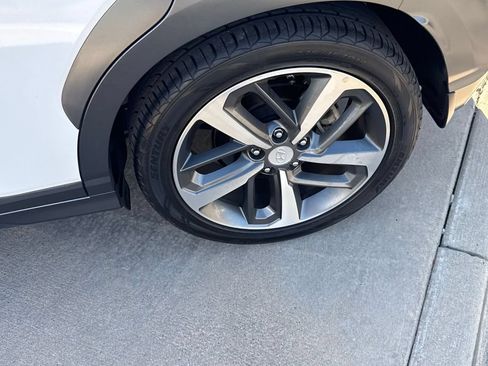 Used 2019 Hyundai Kona Limited FWD image 12