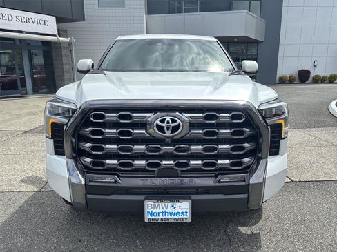 Used 2023 Toyota Tundra Platinum AWD/4WD image 2