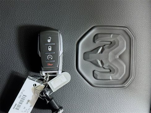 New 2026 RAM 4500 4x4 Crew Cab DRW image 19