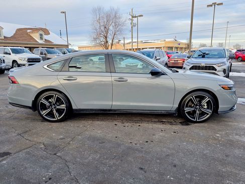 Used 2025 Honda Accord Sport image 24