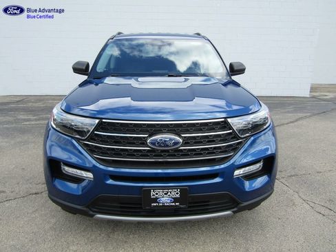 Certified 2022 Ford Explorer XLT w/ Equipment Group 202A AWD/4WD image 3