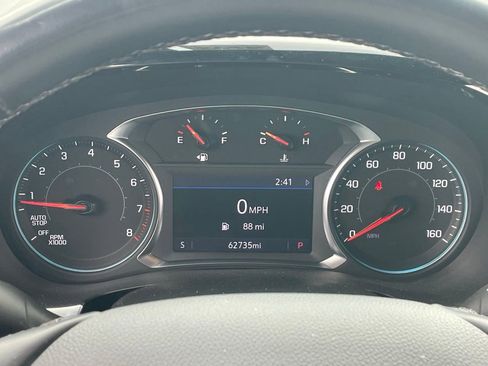 Used 2023 Chevrolet Traverse LT AWD/4WD image 11