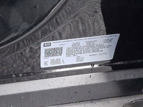 New 2026 Chevrolet Equinox LT w/ Convenience Package II image 10