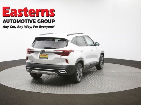 Used 2021 Kia Seltos S AWD/4WD image 38