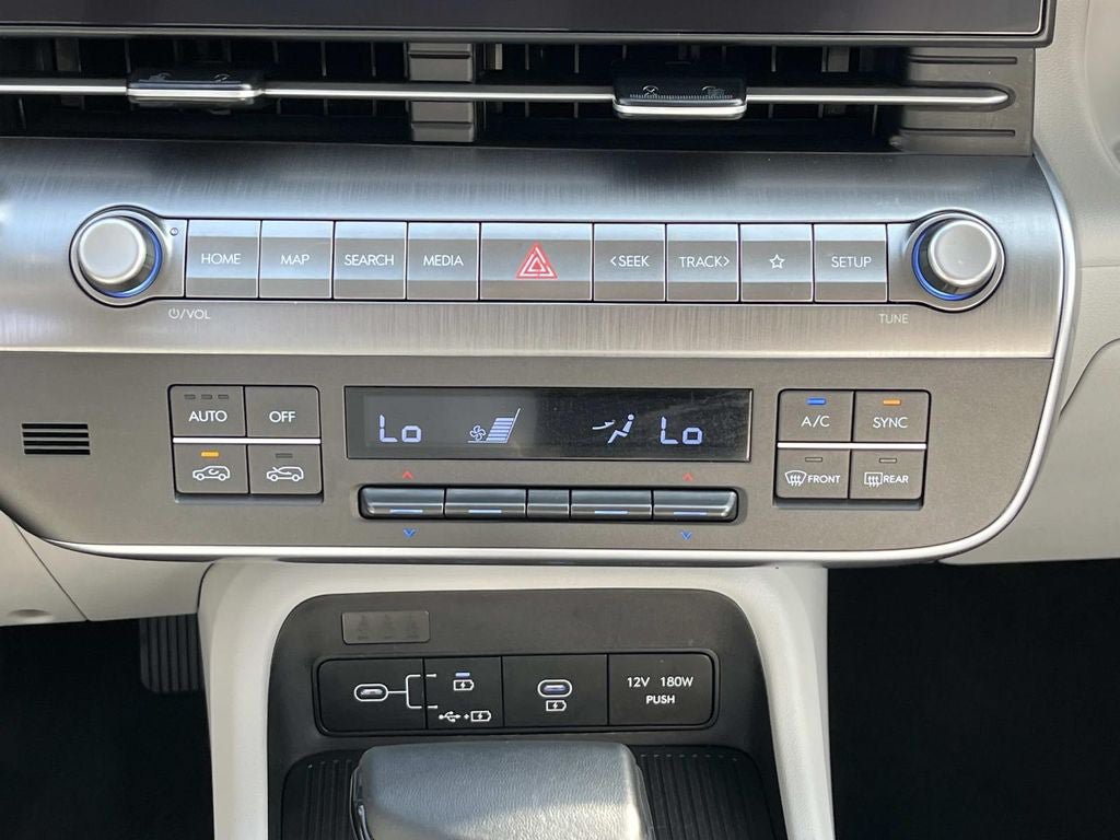 Used 2025 Hyundai Kona SEL AWD/4WD image 13