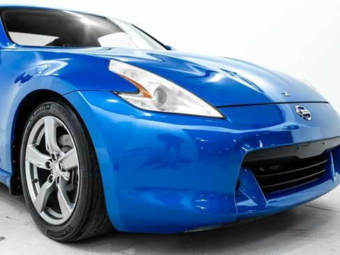 Used 2009 Nissan 370Z Coupe image 9