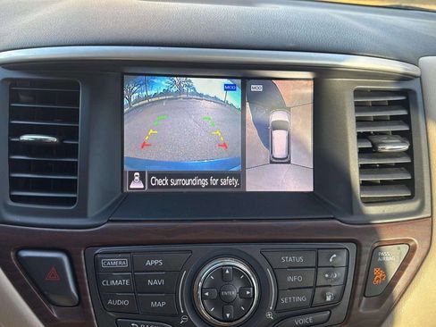 Used 2018 Nissan Pathfinder Platinum w/ Cargo Package image 13