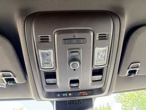 Used 2023 Chevrolet Tahoe Z71 AWD/4WD image 49