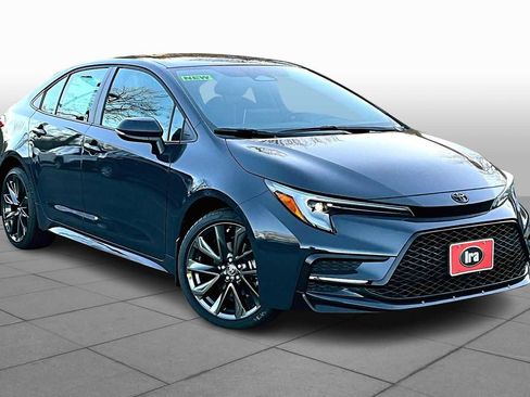 New 2026 Toyota Corolla SE image 2