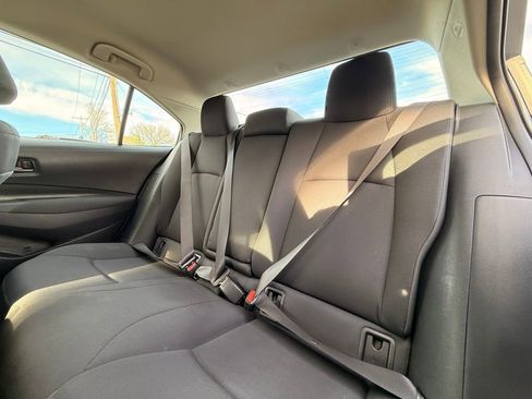 Used 2023 Toyota Corolla LE image 12