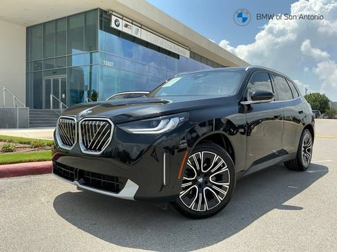 Certified 2025 BMW X3 xDrive30i w/ Premium Package AWD/4WD image 1