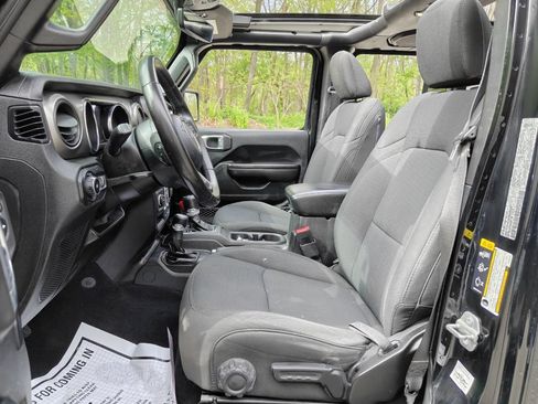 Used 2021 Jeep Wrangler Unlimited Sport AWD/4WD image 15
