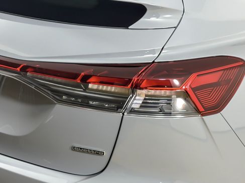 Certified 2024 Audi Q4 e-tron Premium Plus AWD/4WD image 26