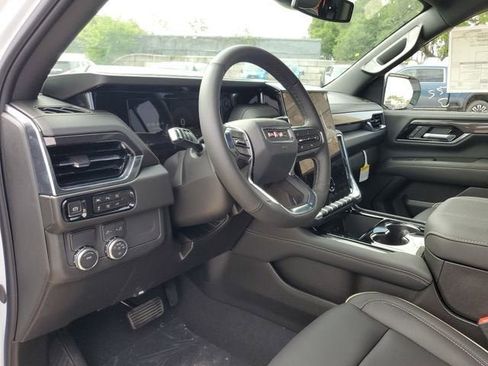 New 2026 GMC Yukon XL Elevation image 20