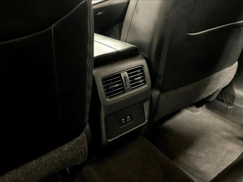 Certified 2023 Nissan Rogue SV w/ SV Premium B Package image 29