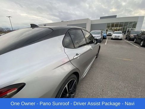 Used 2019 Toyota Camry XSE w/ Driver Assist Package image 10