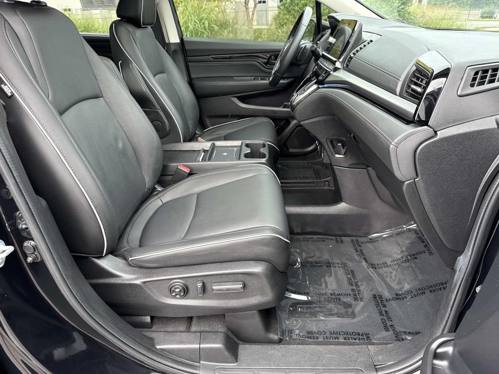 Used 2025 Honda Odyssey Touring image 20