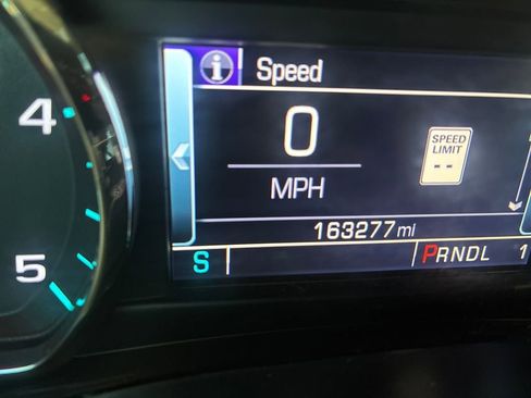 Used 2018 GMC Sierra 2500 SLT w/ Duramax Plus Package image 17