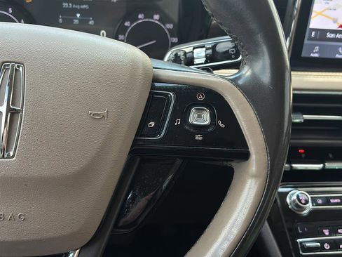 Used 2020 Lincoln Corsair Reserve w/ Appearance Package FWD image 28